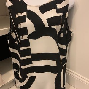 NWT; DKNY sleeveless blouse; Black/white XL